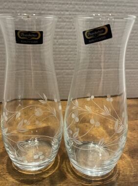 Vintage 1986 Pasabahce Hand Etched Clear Glass Vase LOT Pair bud 7"